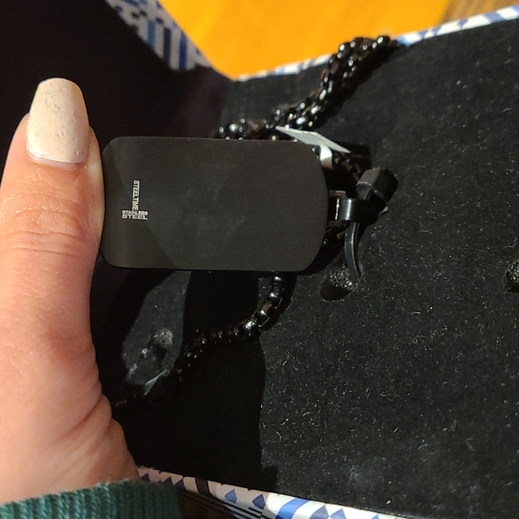 Stainless Steel Dog Tag Collar - Picture 3 of 3